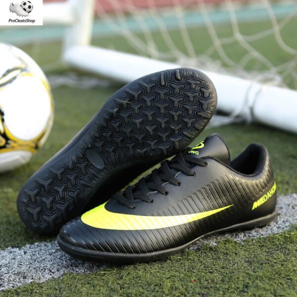 Indoor Outdoor Men's Soccer Cleats Football Shoes